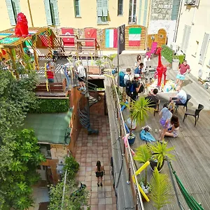  Hostel Antares Fransa